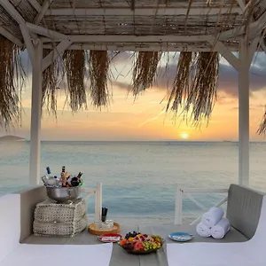 https://alacati-beach-resort.aegeanhotels.net